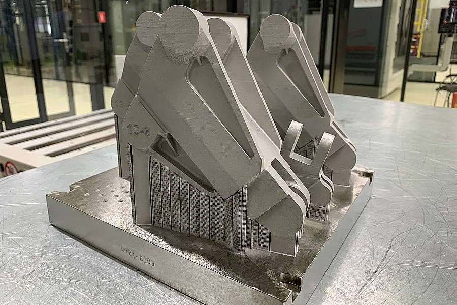 Нарастить мощности для 3D печати компонентов авиадвигателей