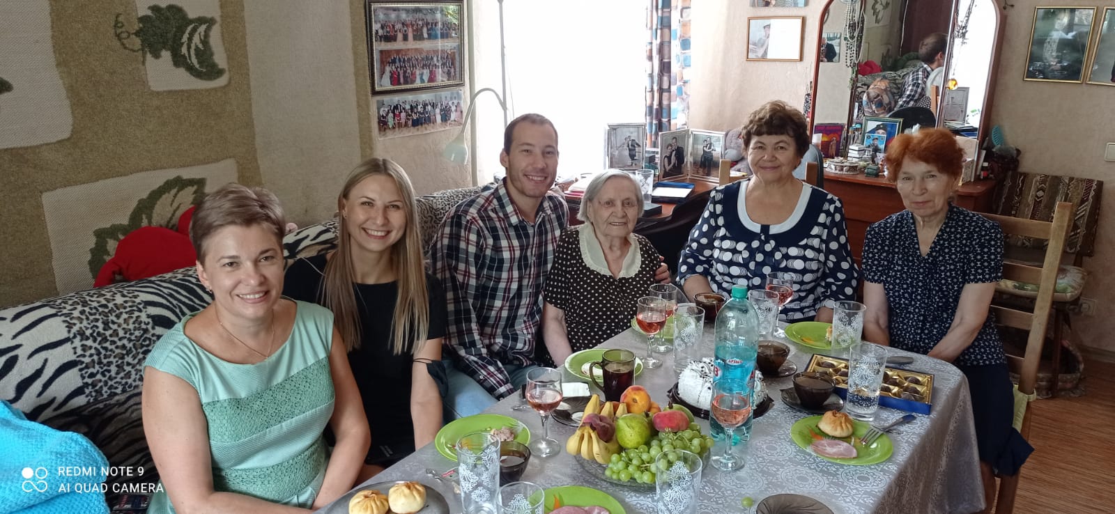 Поздравили со 100-летним юбилеем! Поздравили со 100-летним юбилеем!